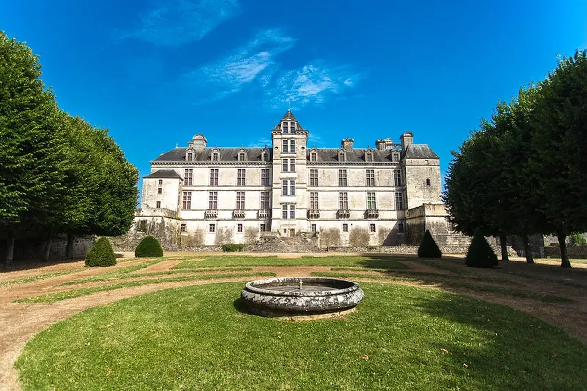 Château à visiter en Gironde, patrimoine et jardins accessibles en famille